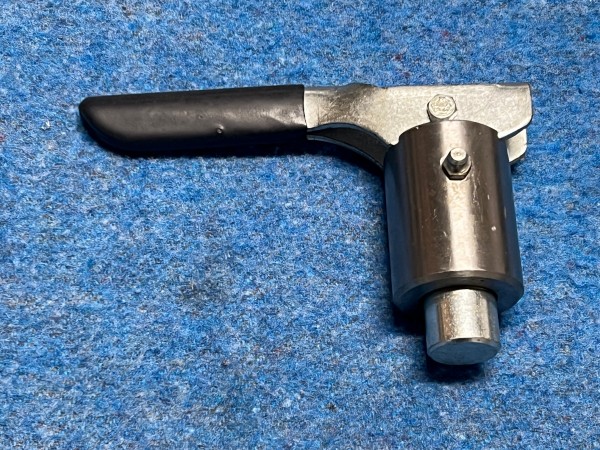 Federriegel/Stützbeinsicherung - Bolzen 25 mm Durchmesser - zum anschweissen